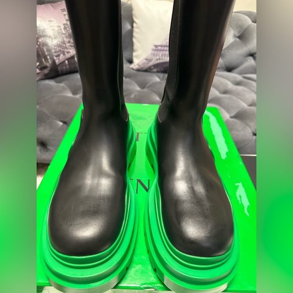 Bottega Veneta Tire Boots - Picture 3 of 15